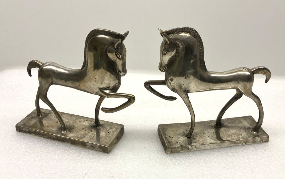 Skulpturen & Statuen: Design-Klassik: 2 spezielle Pferde-Rössli Skulpturen - Guss – Gebraucht aus Thun von retoolinoo
