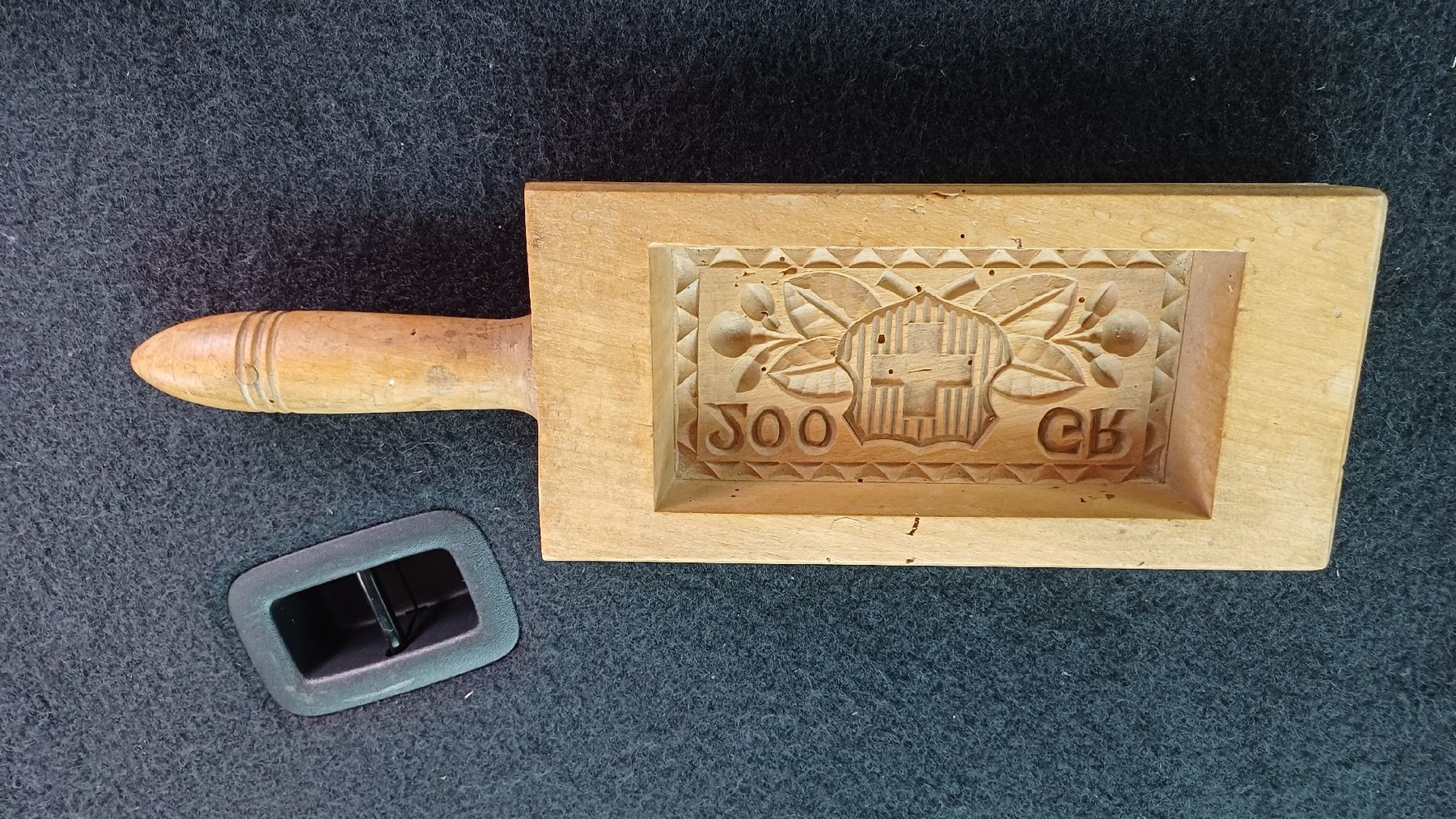 Sonstiges Geschirr: Antiker Butter Form  – Gebraucht aus Flawil von Naphtali