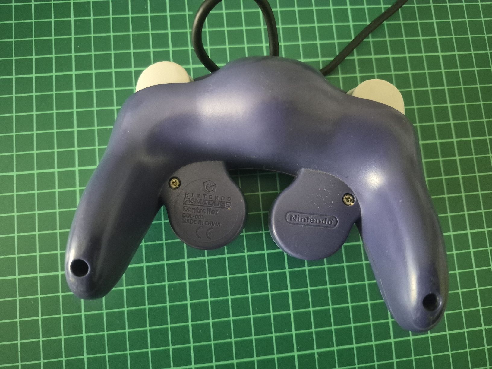 Nintendo Controller: Nintendo GameCube Controller violett gebraucht – Usato da Meyrin venduto da Retro-GZ 1