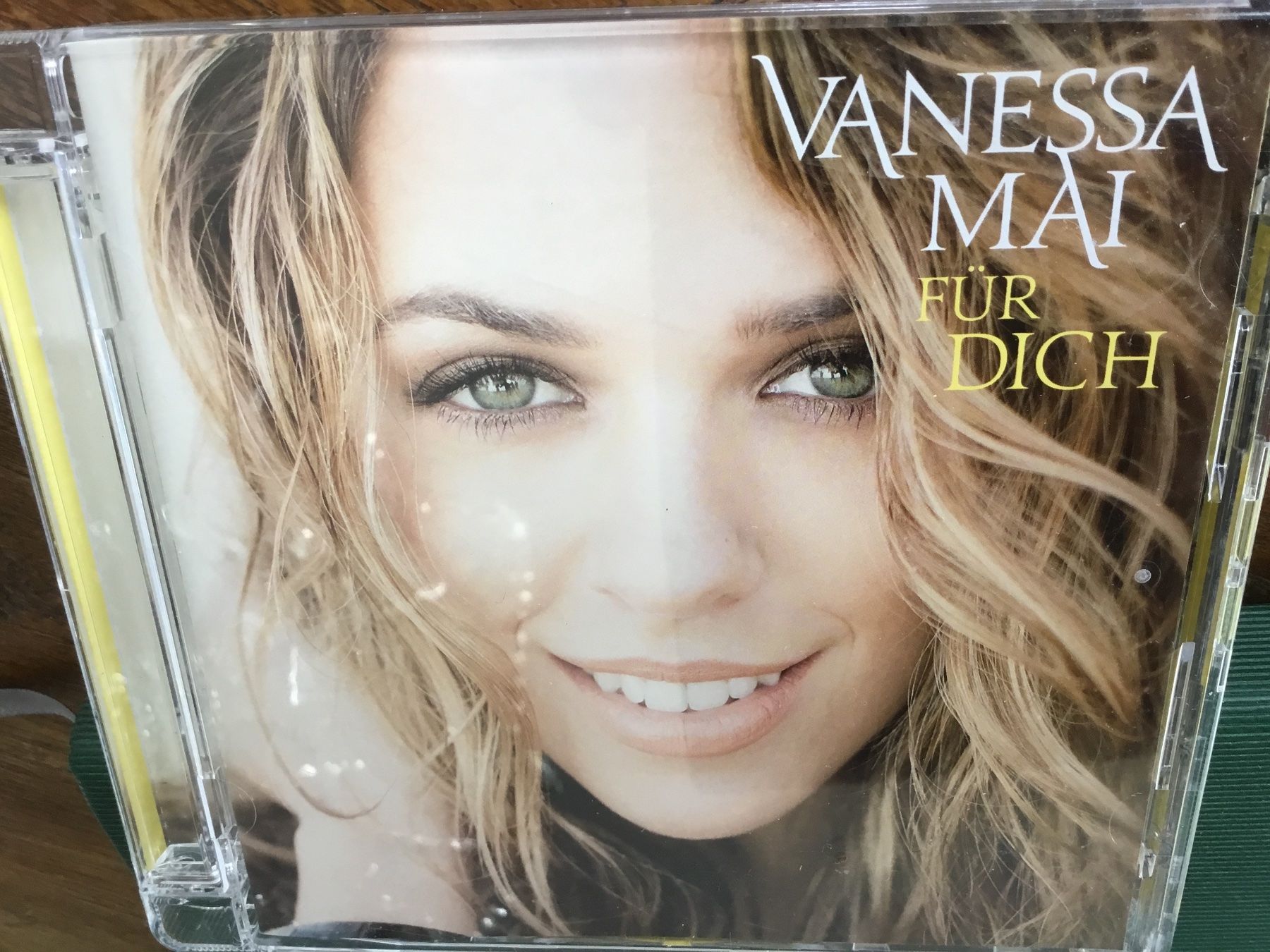 CD: Vanessa Mai - Für Dich  u – Usato da Thierachern venduto da sweden08