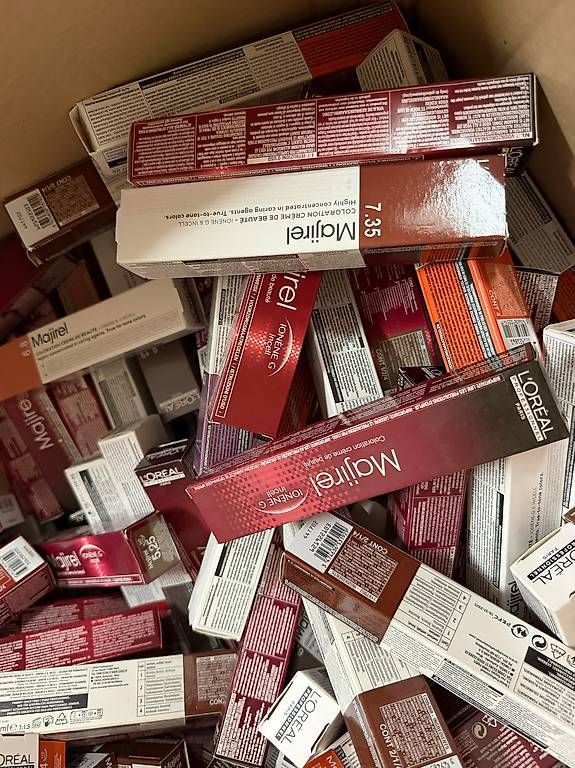 Tinte: Tinte per capelli professionali – Nuovo e nell'imballaggio originale da Paradiso venduto da Don_Ron7 1