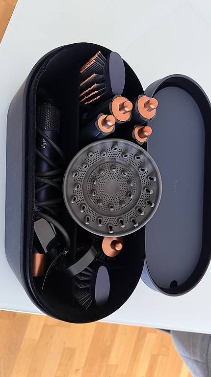 Asciugacapelli: Dyson Airwrap Long Midnightblue – Usato da Buchs SG venduto da Donmor 2