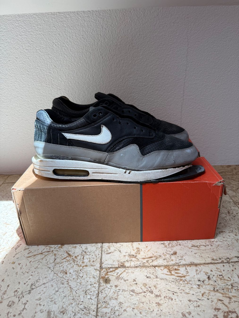 Nike Scarpe da uomo: Nike Air Max 1 x Ben Drury "Hold Tight" – Difettoso da Worb venduto da le_castor 2