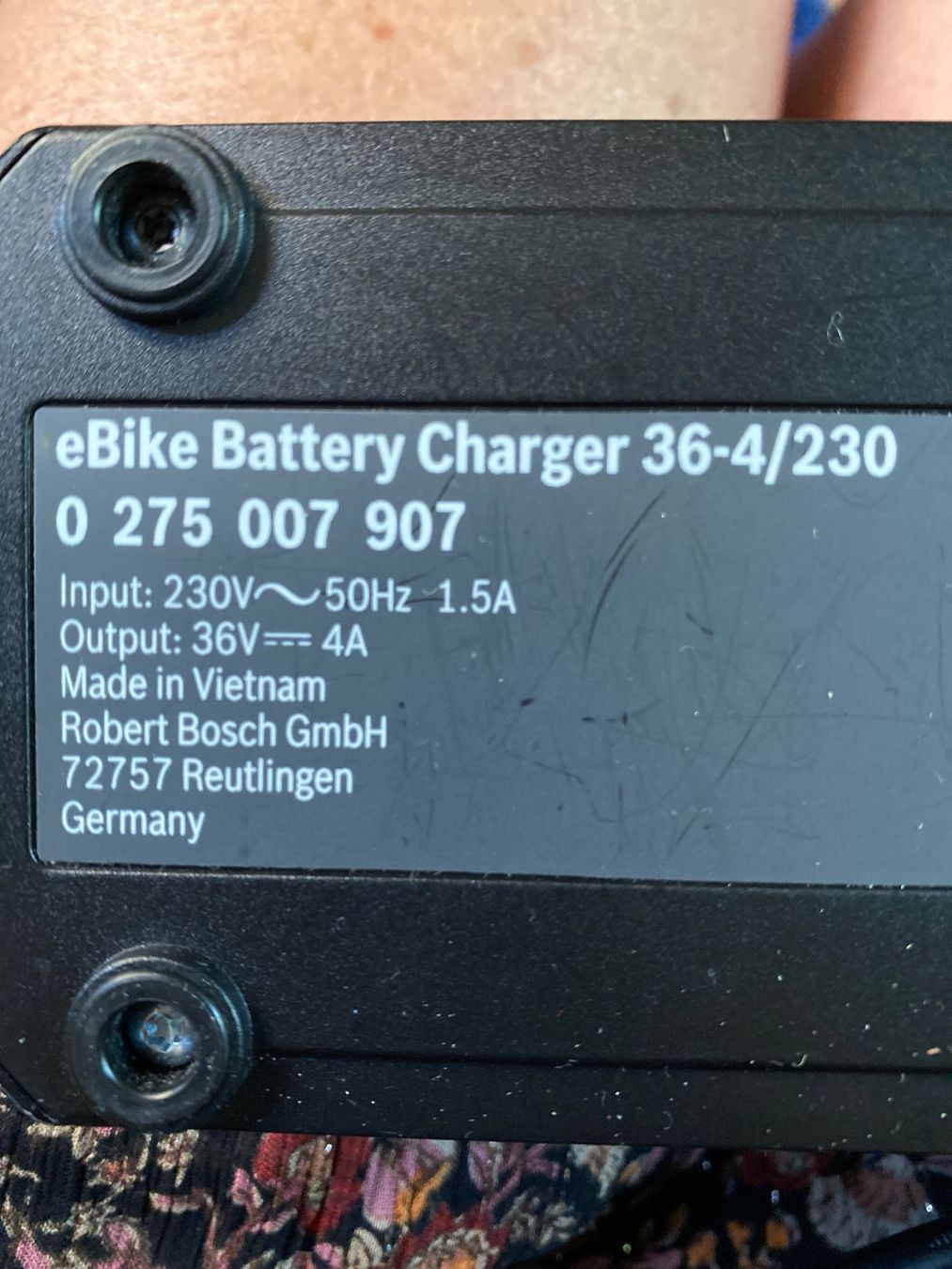 Bosch Ladegeräte: Chargeur batterie EBike Bosch – Gebraucht aus Neuchâtel von floparel 3