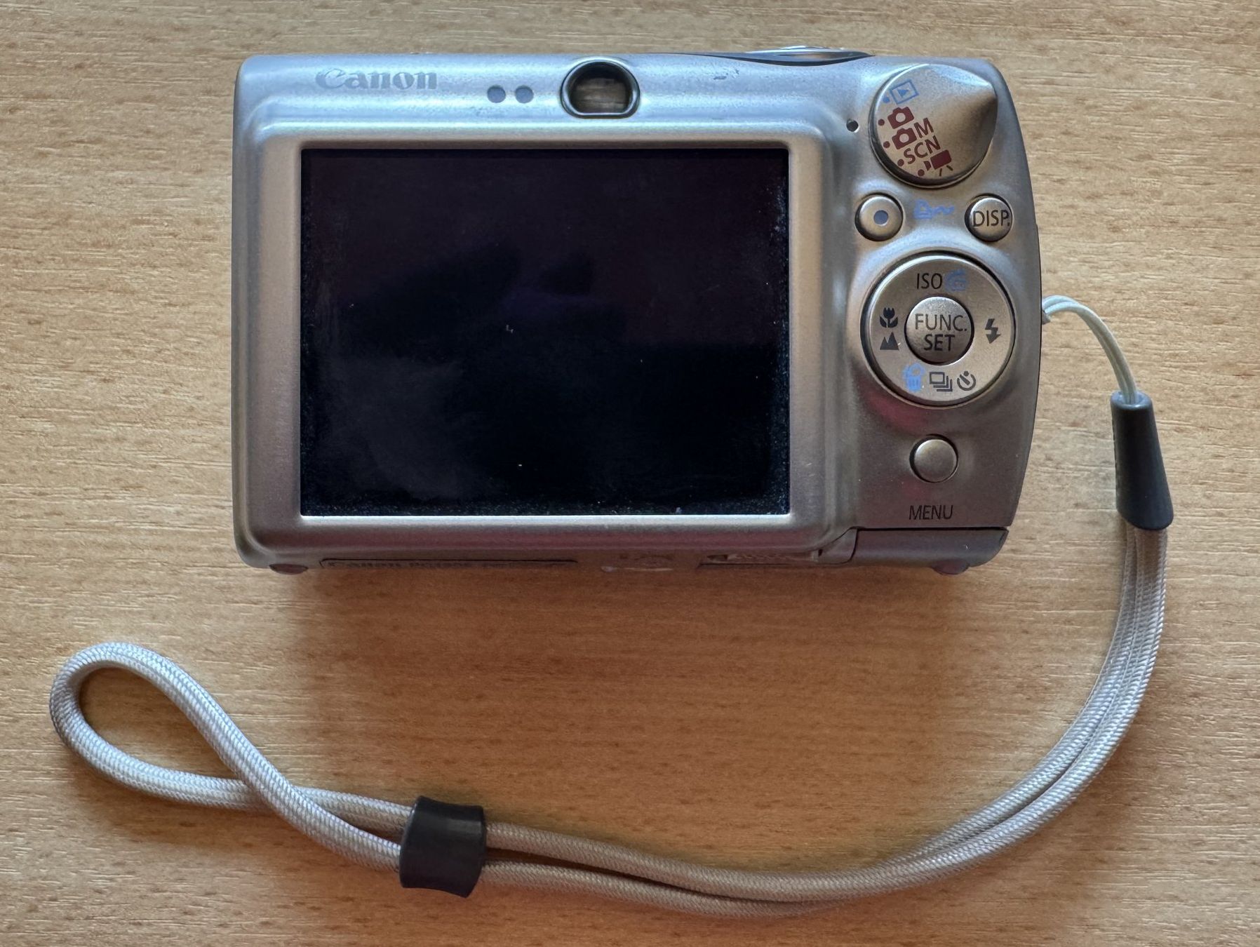 Canon Kamera: Canon Digital IXUS 900 Ti – Gebraucht aus Diepoldsau von preisparadies-ch 1