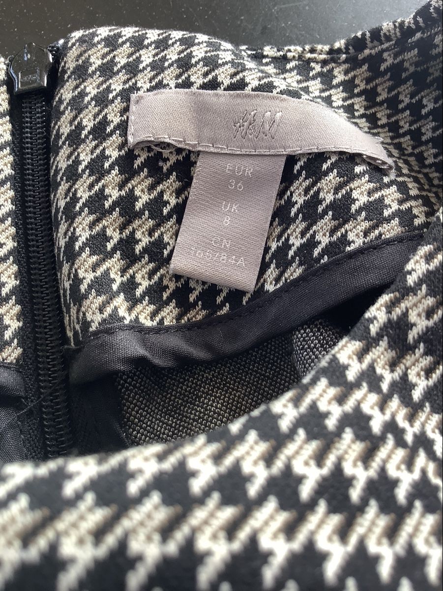H&M Vestiti: H&M Kleid Grösse 36 – Usato da schaffhausen venduto da Chiquimiki 3