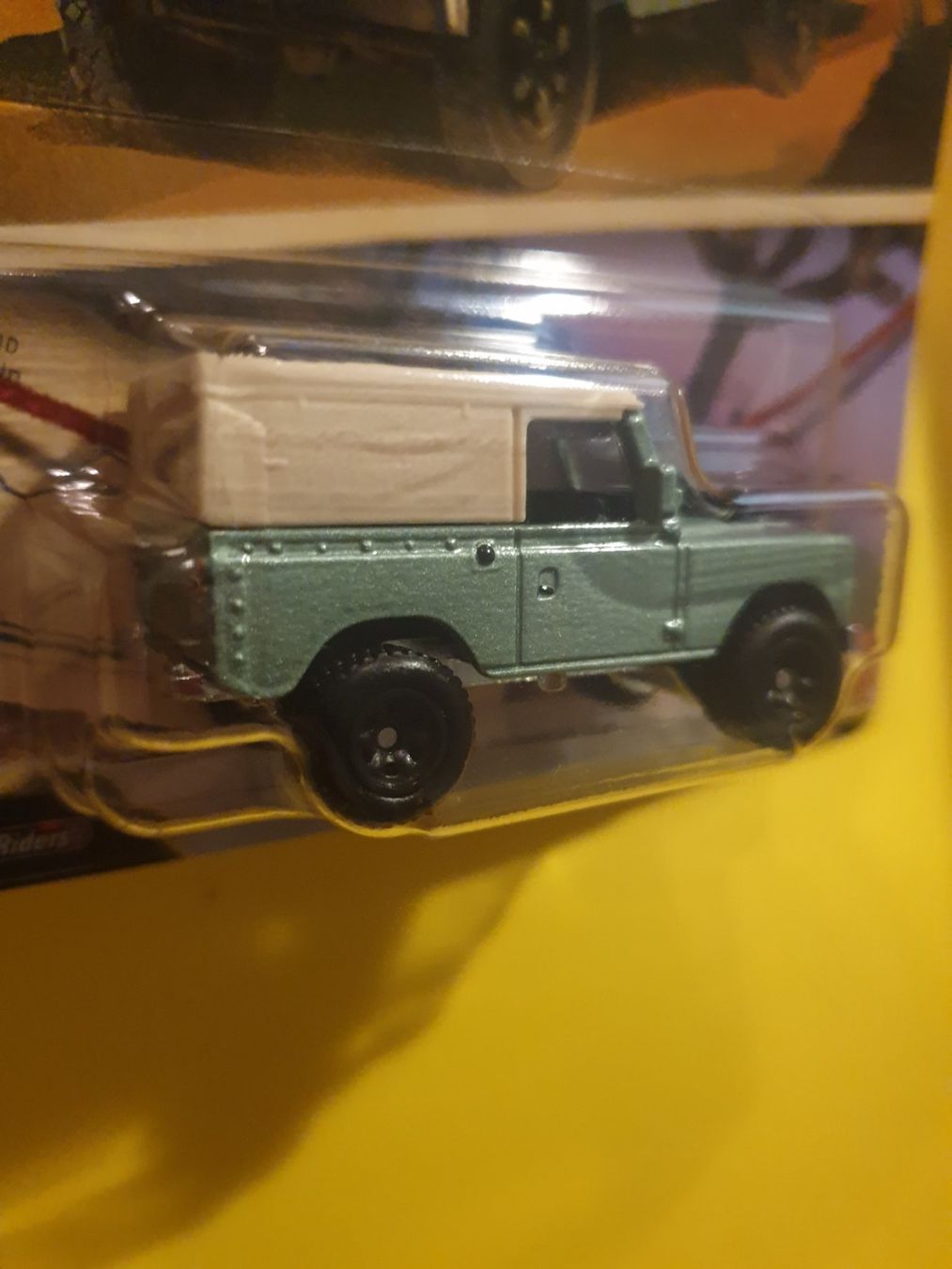 Hot Wheels Modellini d'auto: Hot Wheels LAND ROVER S2 – Nuovo e nell'imballaggio originale da Oftringen venduto da Rotor 6