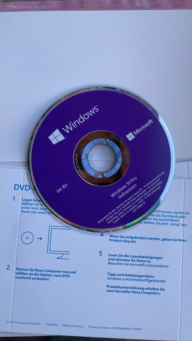 Microsoft Software: Windows 10 Pro Vollversion 64-Bit German DVD – Usato da Glattfelden venduto da cybermaxx