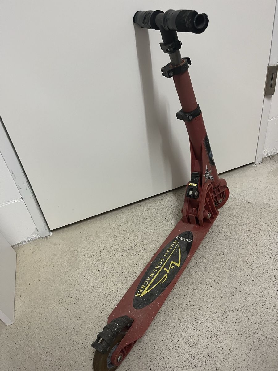 Kickboard: Seltene Trottinette - Michael Schumacher – Usato da Schlieren venduto da antonio-94 3
