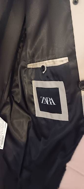 Cappotti: ZARA MAN Trenchcoat , farbe sand gr.M – Usato da Staufen venduto da mar_wf6r 2