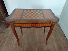 Table à jeux style Louis XV 18e s. Antiker Spieltisch