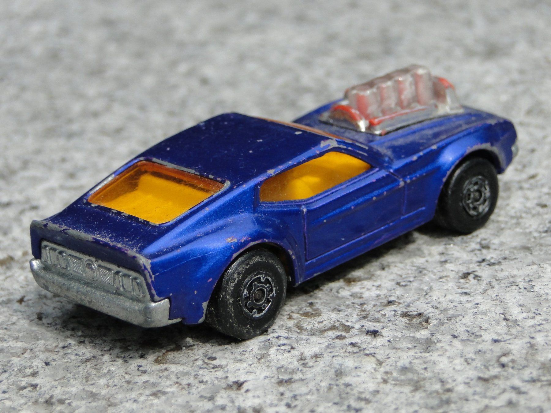 Matchbox Modellautos: MATCHBOX - Ford Mustang Piston Popper - Nr. 10 – Gebraucht aus Killwangen von cyrano56 1