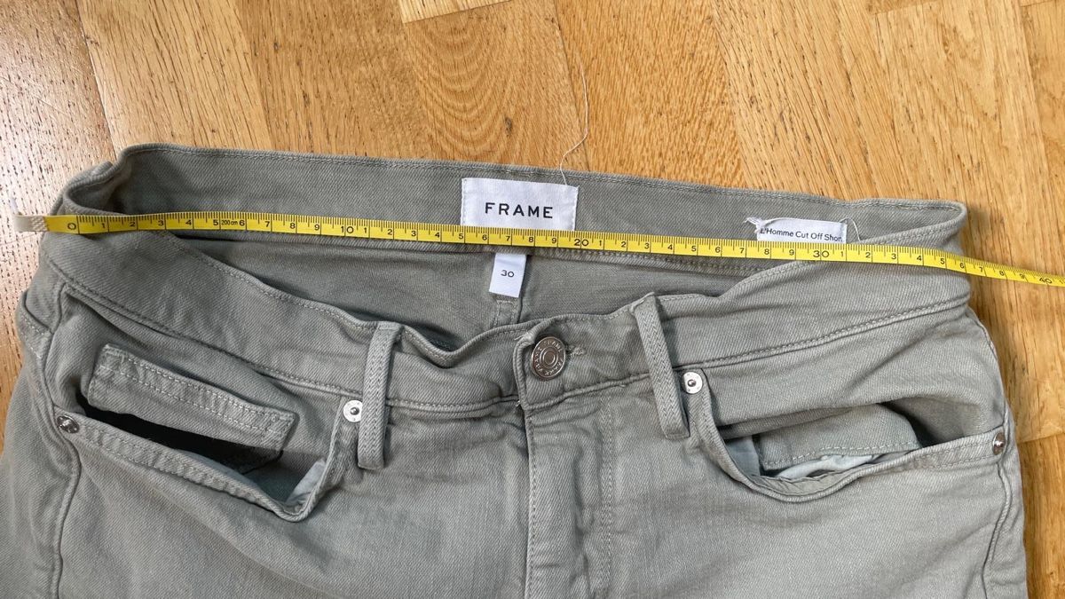 Jeans: Frame Jeans Shorts Gr 30 – Gebraucht aus Zürich von kuengka 2