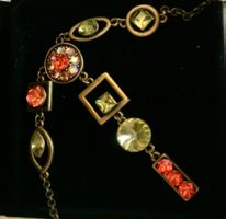 Schmuckset SwarovskiSteine ,Halskette und Ohrclips.Neuwertig