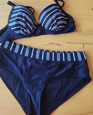 Bikini gestreift schwarz-weiss Grösse 40/42