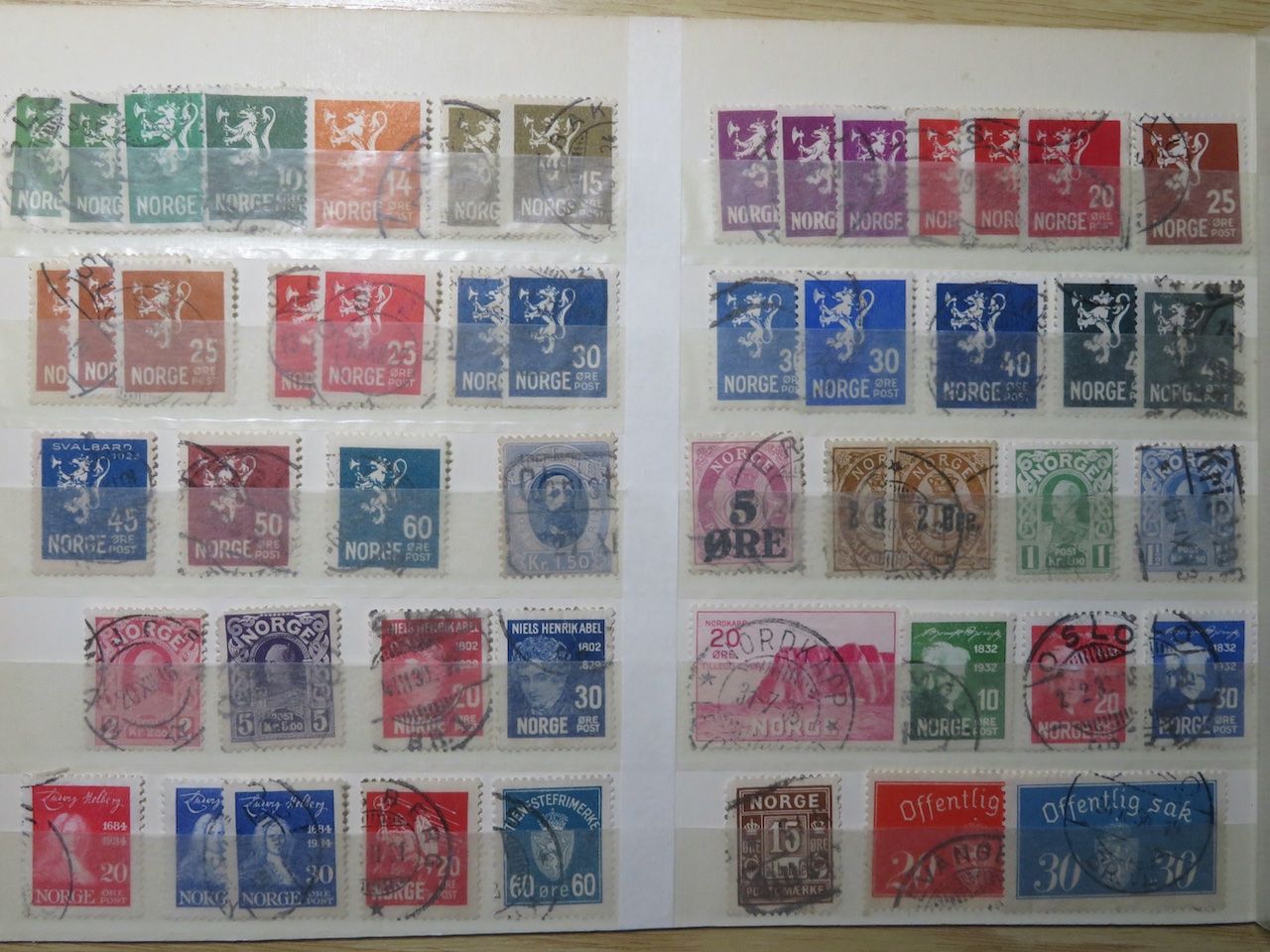 Alle Briefmarken: Norwegen ab uralt auf einer Doppelsteckkarte – Gebraucht aus Spreitenbach von heitersberg54 1