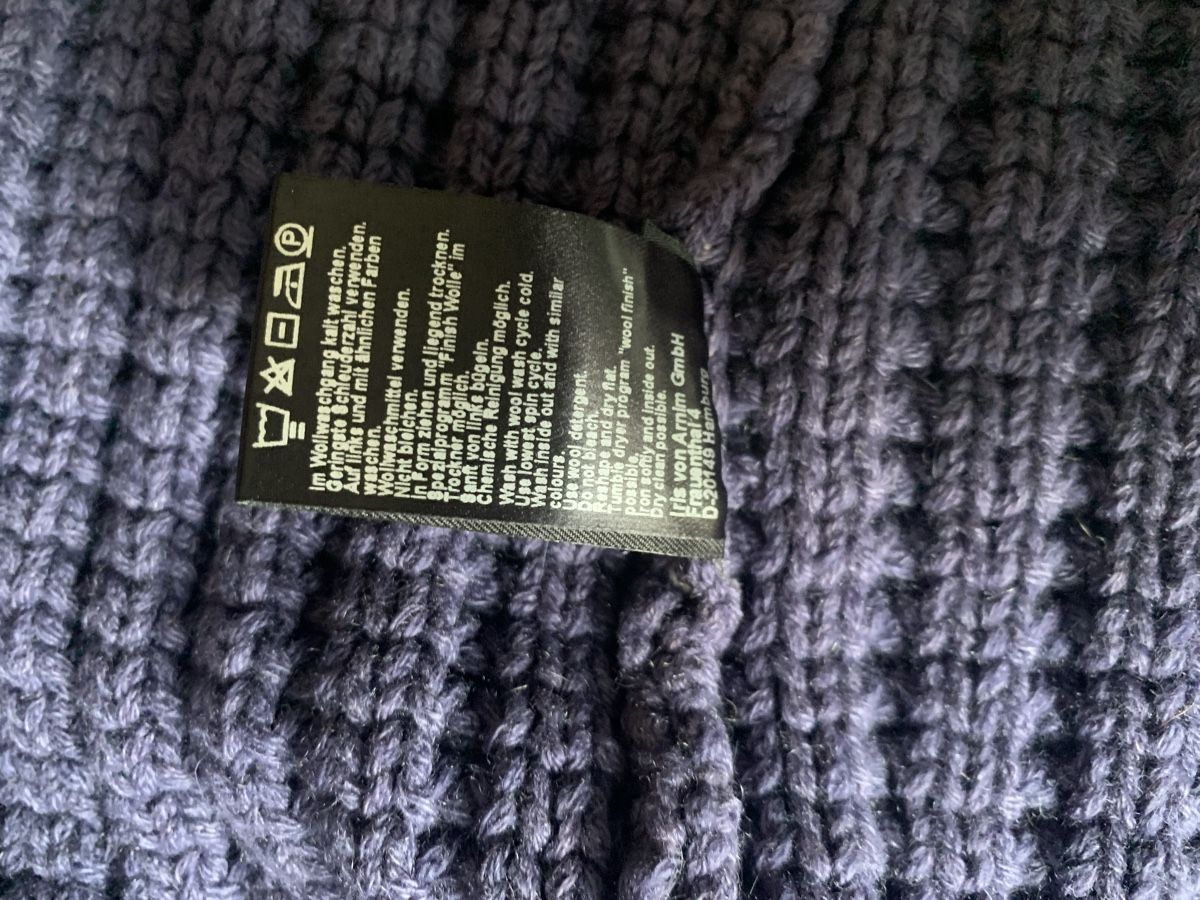 Vestes: Iris Armin Strickjacke  – D'occasion à Bergdietikon par zor_856j 5