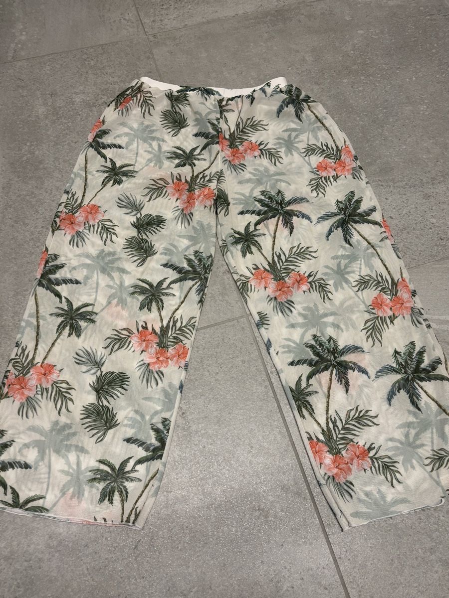 Pantaloni: Pantalon léger été 9 ans – Usato da Salvenach venduto da gwenwywar