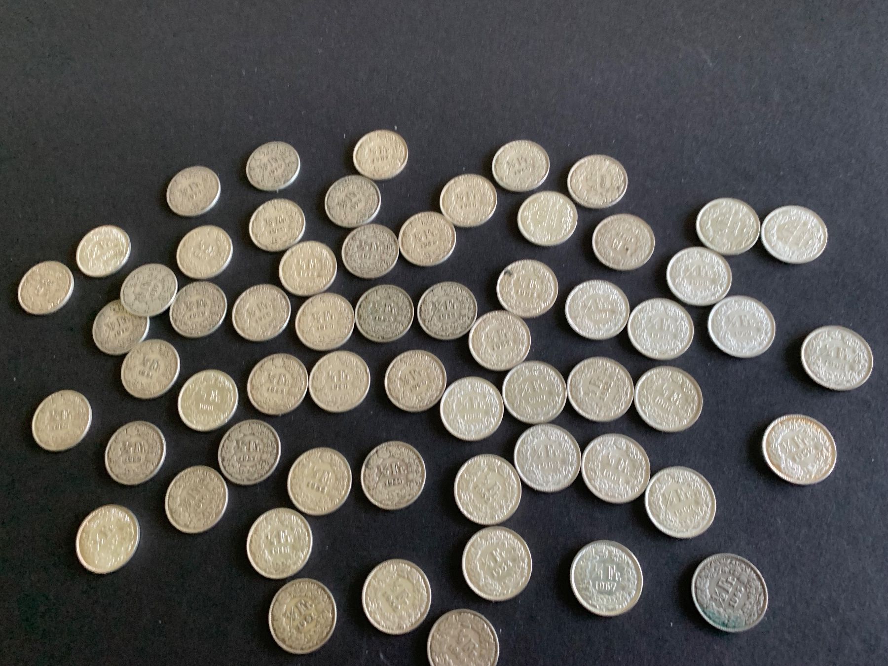 Tutti le monete: 60 Stk 1/2 Fr Silbermünzen – Usato da Heimberg venduto da Piaggio12