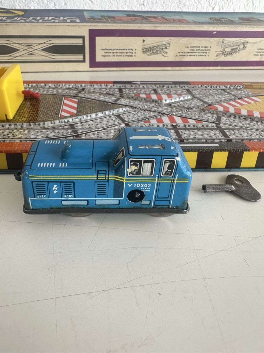 Technofix Giocattoli: Vintage Technofix 325 Shunting Loader mit OVP – Usato da Zetzwil venduto da ZB05 3