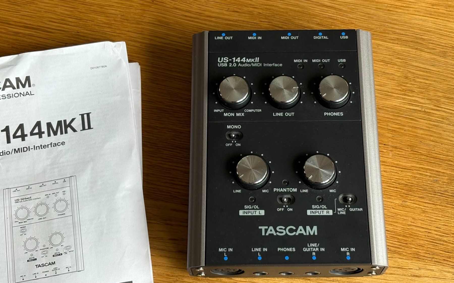 Attrezzatura per studi di registrazione: Tascam US-144mkII USB 2.0 Audio MIDI Interface – Usato da Azmoos venduto da alexsuper 1