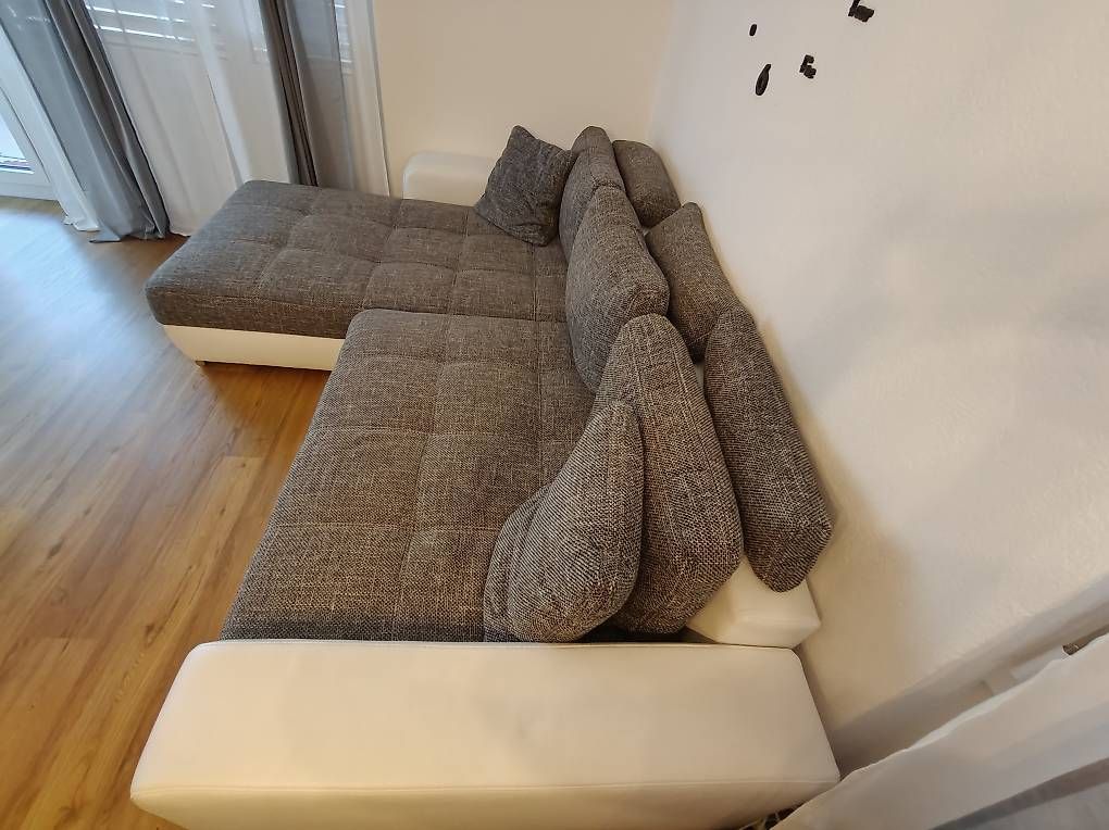 Sofas: Bett/Ecksofa – D'occasion à Thun par Offerte_Filippo 4