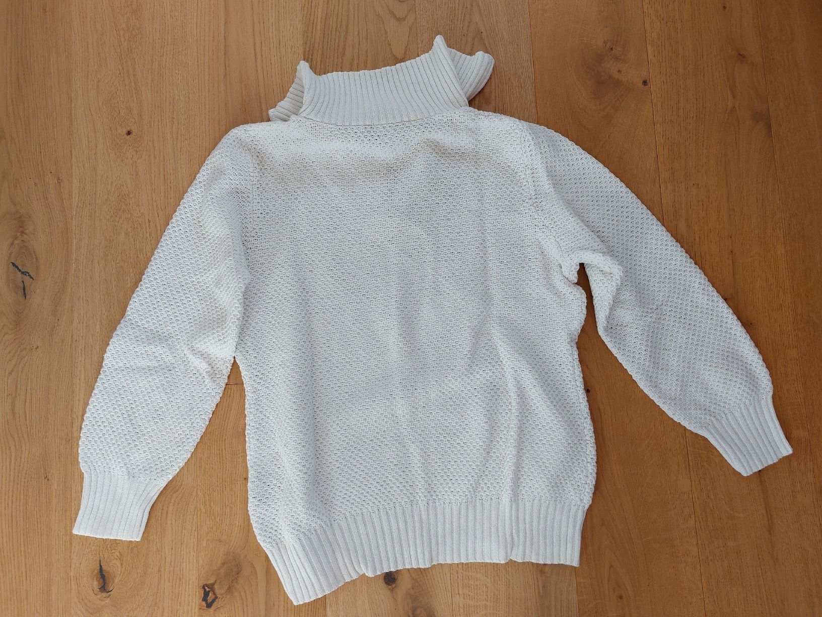 Pulls & Sweat-shirts: Strickpullover, wollweiss, Grösse 40 – D'occasion à Thun par tin_5pm6 2