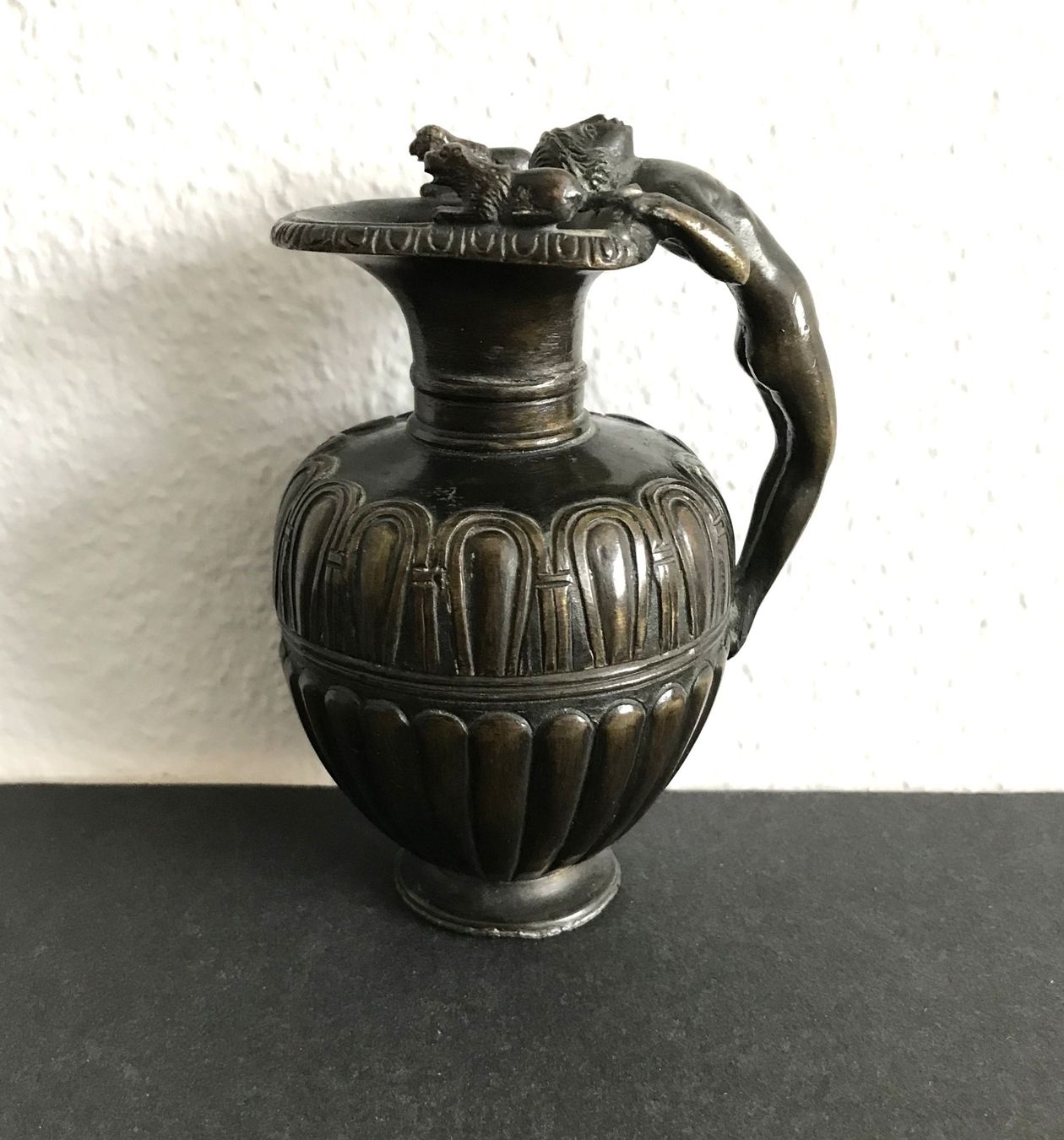 Statuette: DETAILLIERTER BRONZE FIGURENKRUG – Usato da Luzern venduto da Immergern