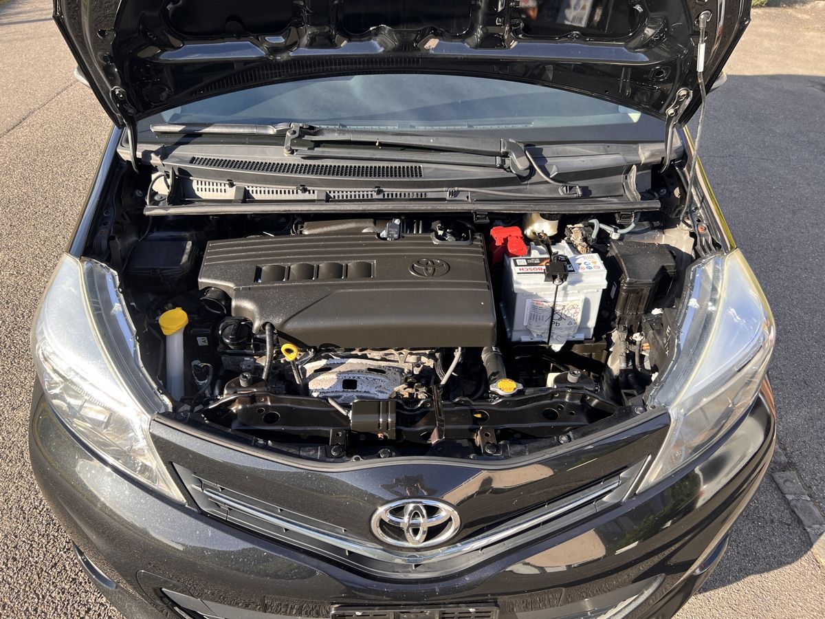 Toyota Automobili: Toyota Yaris 1.33 – Usato da Hagneck venduto da Stejobe 6