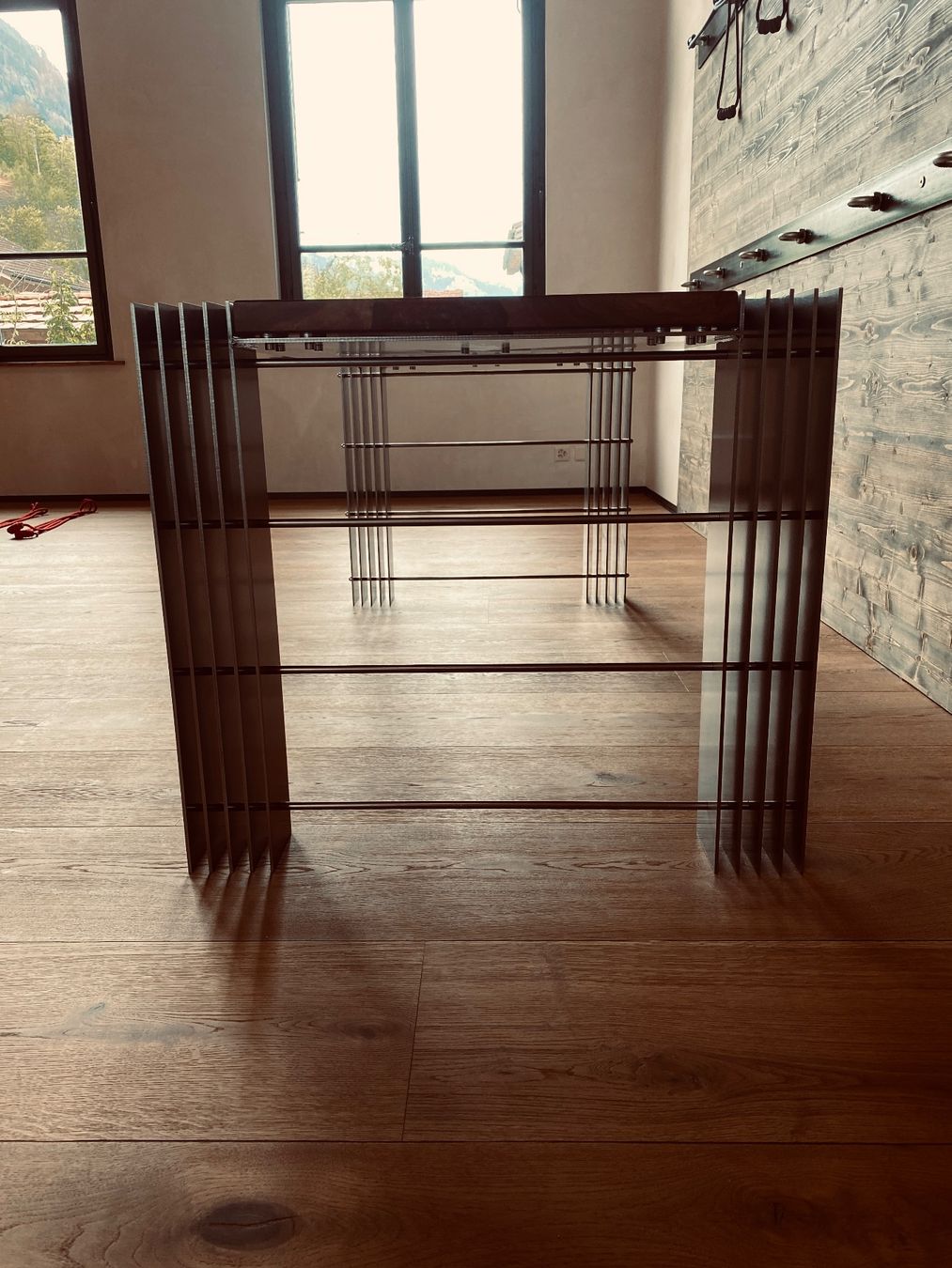 Tavoli: Nussbaum wood and epoxy dining table - beautiful & unique – Nuovo (secondo la descrizione) da Unterseen venduto da Drewski 5