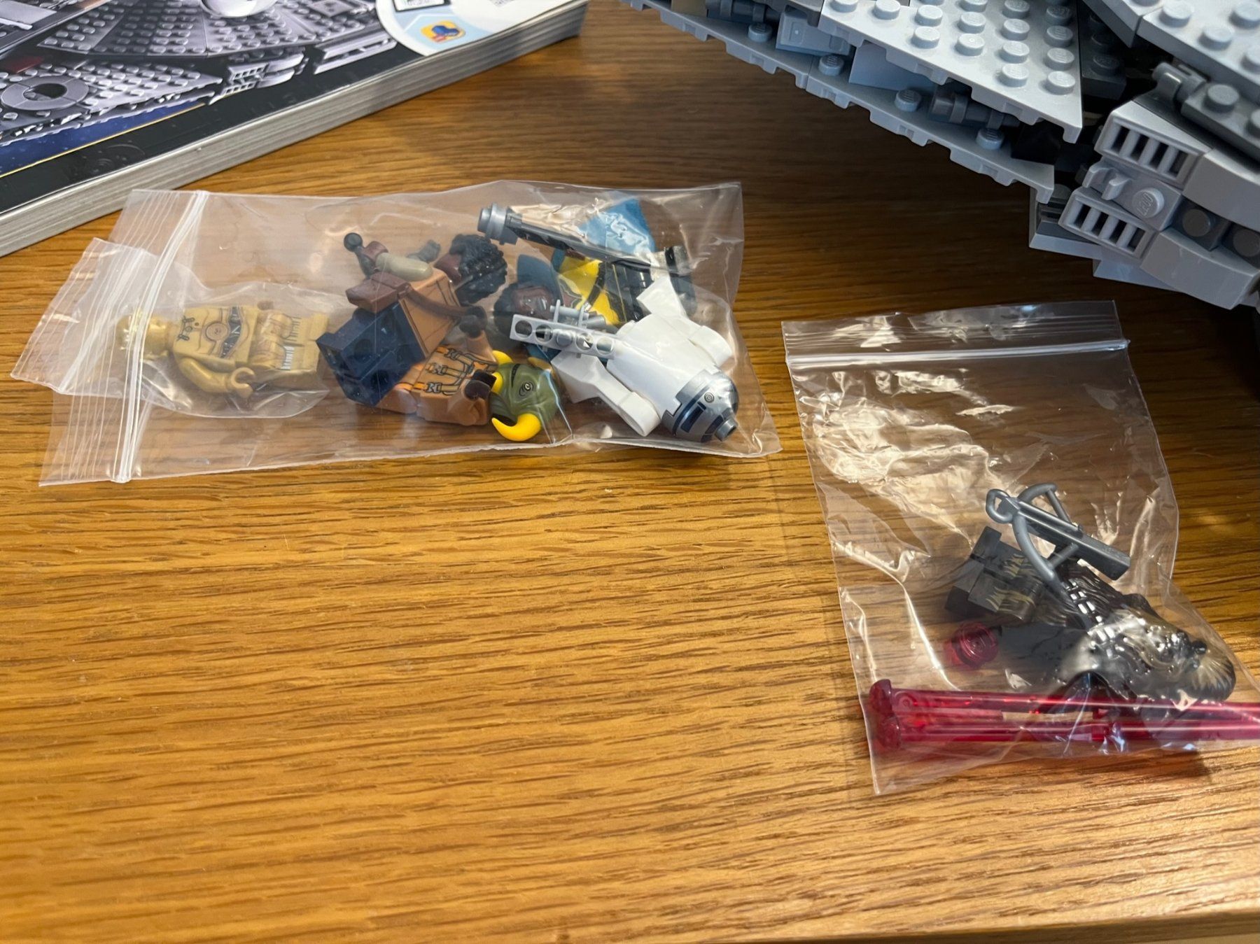 Lego Giocattoli: Lego 75257 Fighting Falcon mit Bauplan – Usato da Wattwil venduto da pas_m8m8 1
