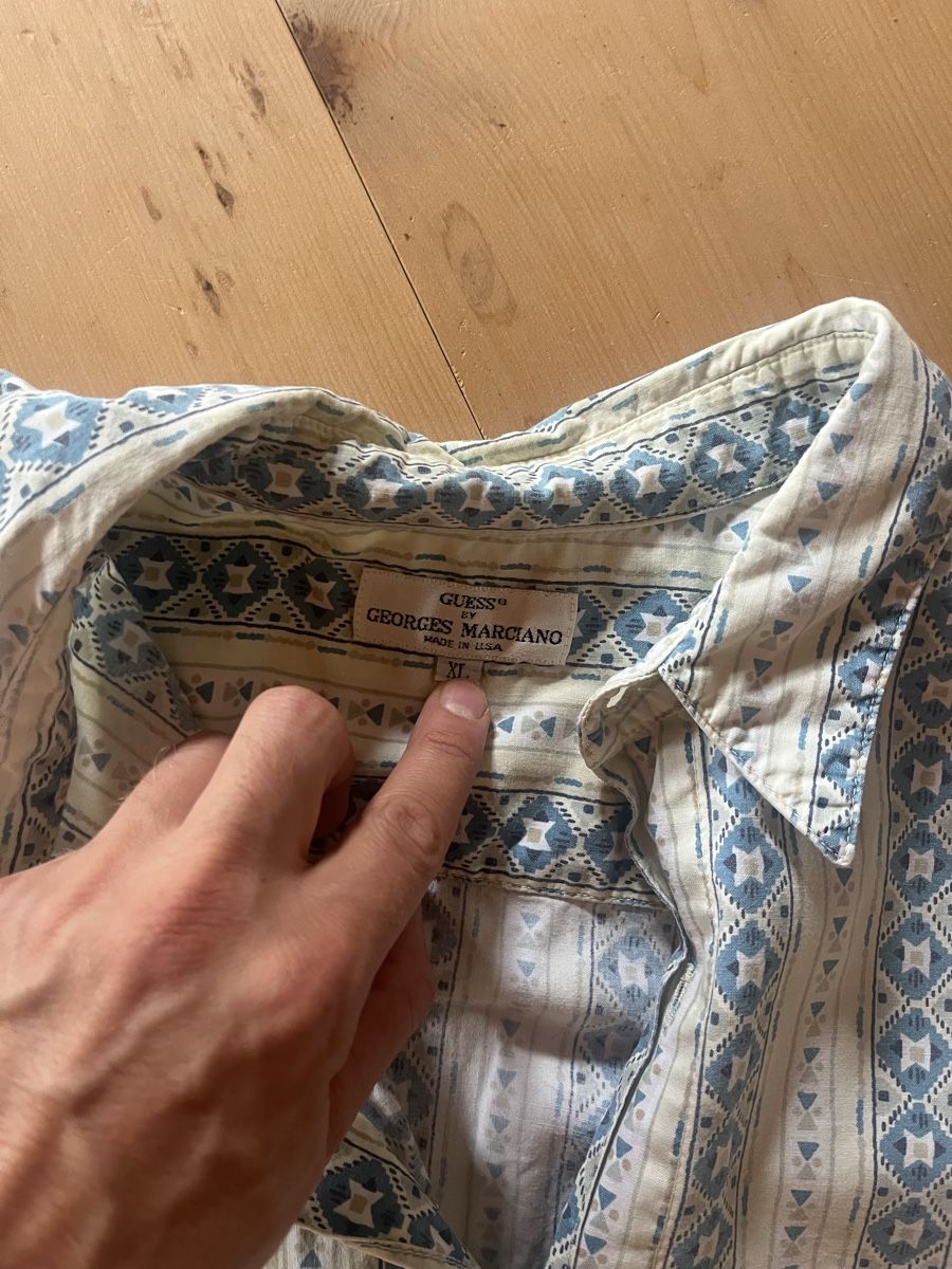 Guess Chemises: Guess XL Shirt Vintage – D'occasion à Gockhausen par Turmfalken 1