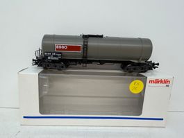 Märklin 4754 Mineralöl-Kesselwagen ESSO eingestellt DB