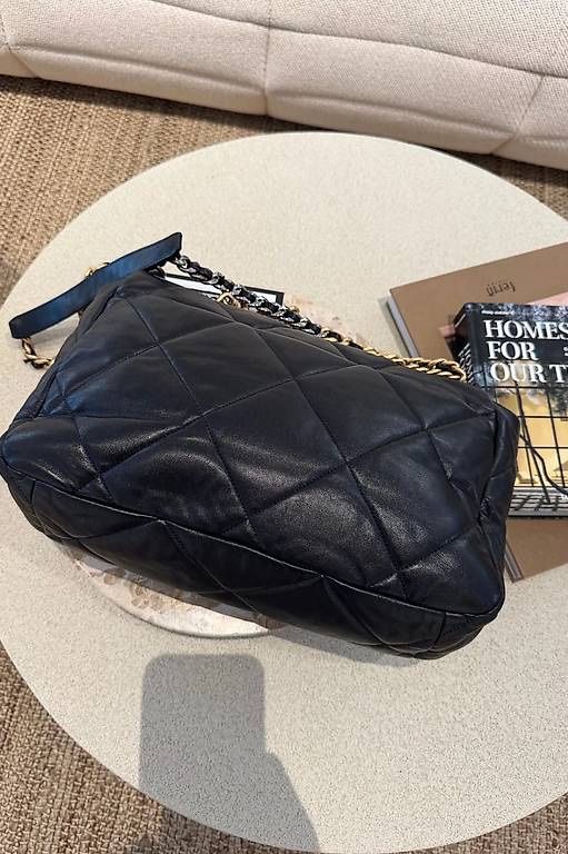 Chanel Borse: CHANEL 19 TASCHE BLACK, LARGE – Nuovo (secondo la descrizione) da Schwyz venduto da bofb 3