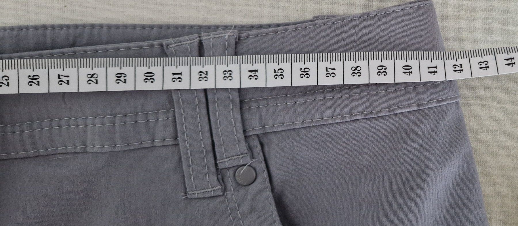 Pantaloni: Pantalon grandeur XL – Usato da Couvet venduto da Pioune 2