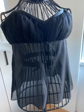 Hugo Boss top