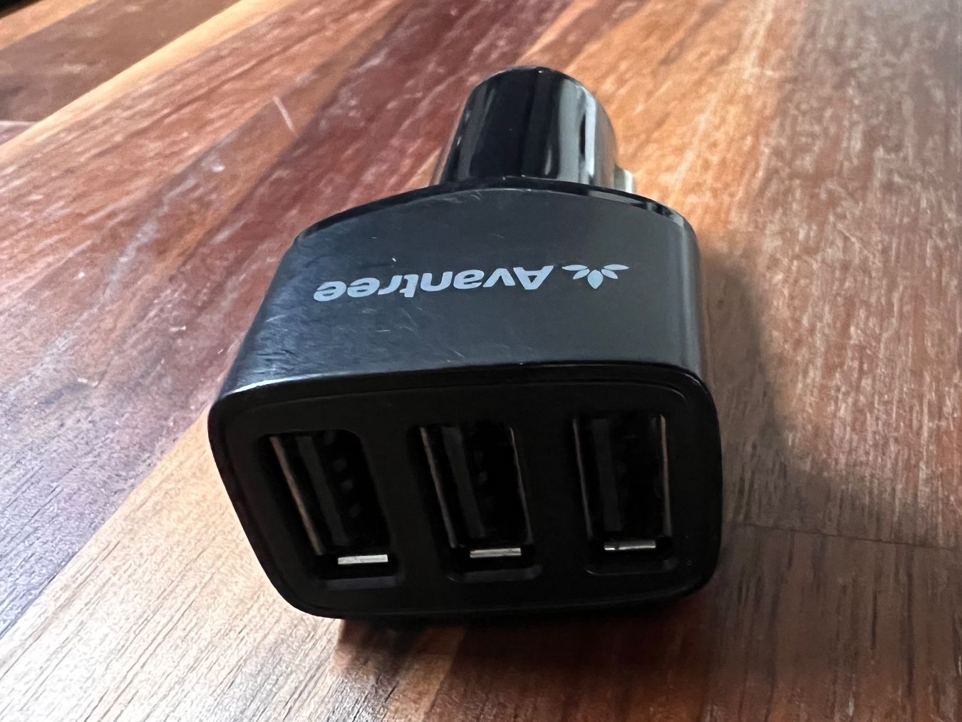 Unità & Adattatore: Dreifach USB Autoladegerät / Adapter (Avantree) – Usato da Zürich venduto da LRNT