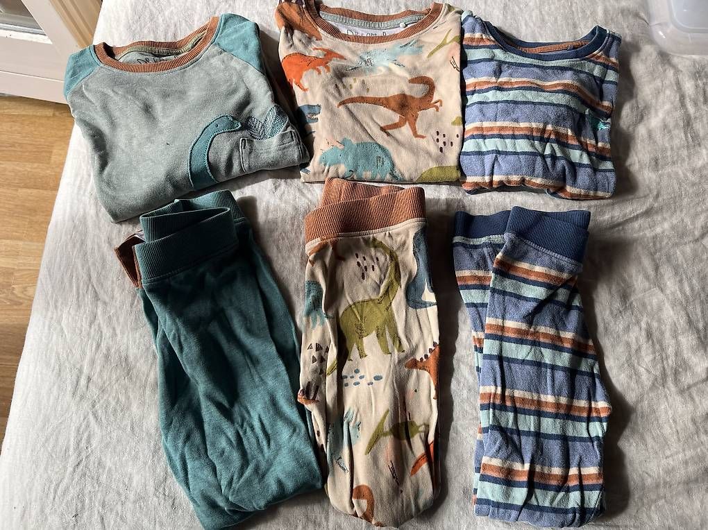 Pyjamas: Next Pijamas Baumwolle 116 – D'occasion à Jona par tukan80