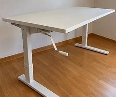 Höhenverstellbarer Schreibtisch 120×70 cm Weiss mit Kurbel