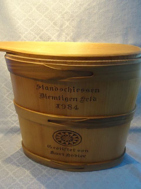 Articoli in legno: Butter - Holzgefäss, oval mit Deckel – Usato da Ergisch venduto da Haemmerli59 4