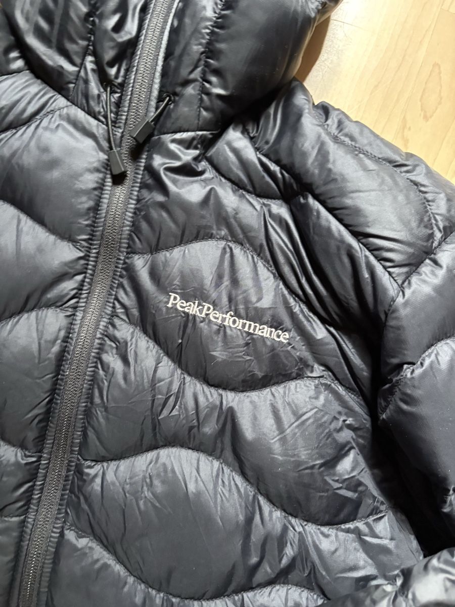 Peak Performance Giacche: Peak Performance Daunenjacke Schwarz Grösse M gebraucht – Nuovo (secondo la descrizione) da Frieswil venduto da tentimesbigger 1