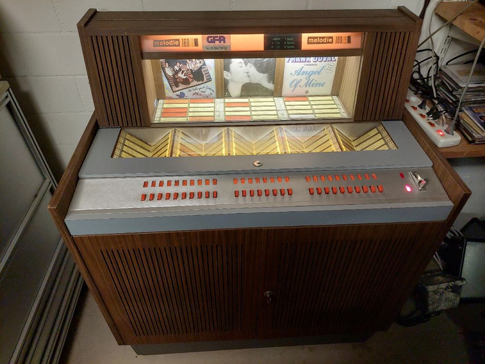 Jukebox Musikbox Seeburg (Defekt) in Buchberg für CHF 809 – nur ...