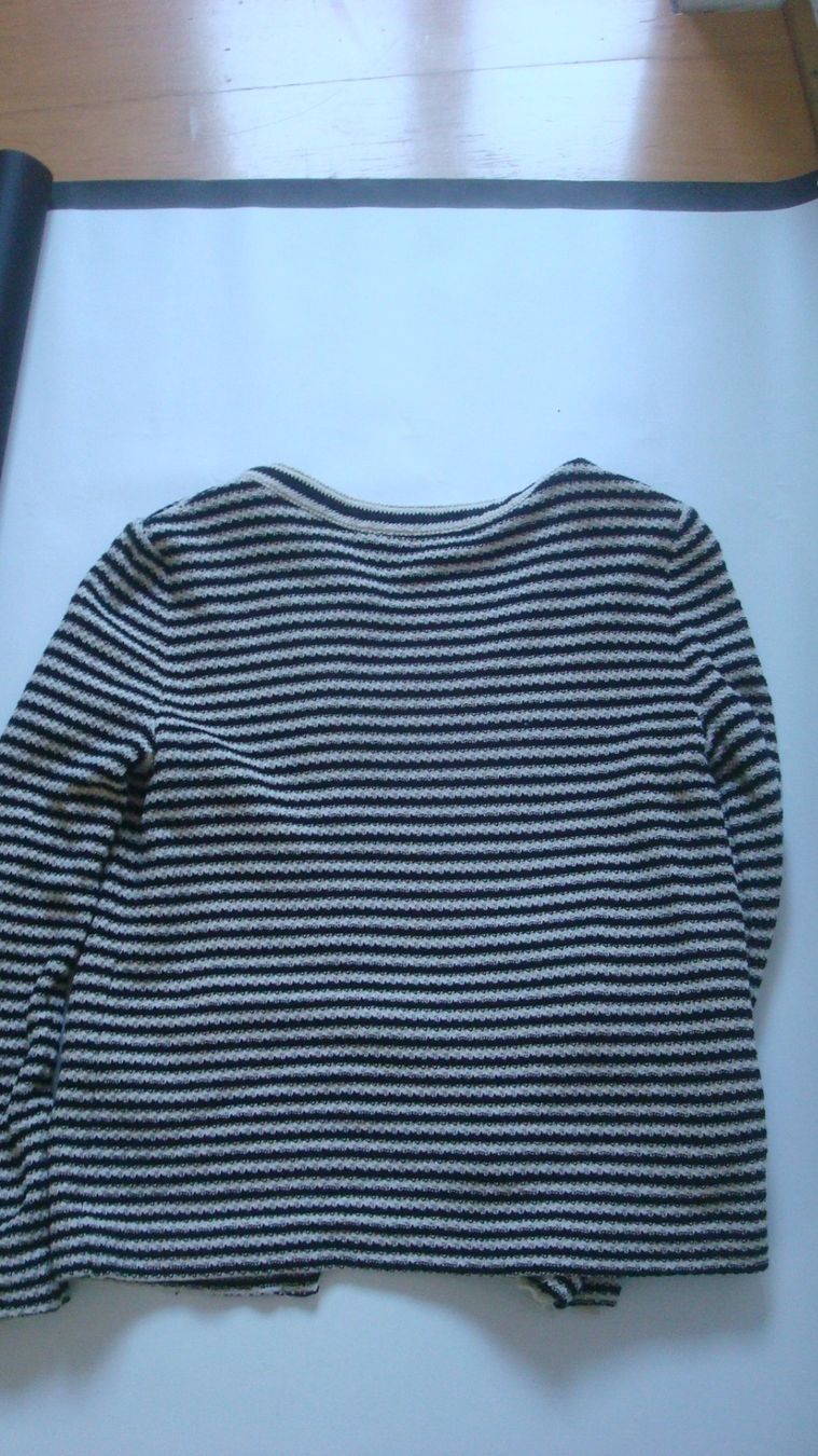 Max Mara Giacche: Jäckchen MaxMara Weekend schwarz-weiss Strick Gr. 34 – Usato da Münchenstein venduto da Pesci6 1