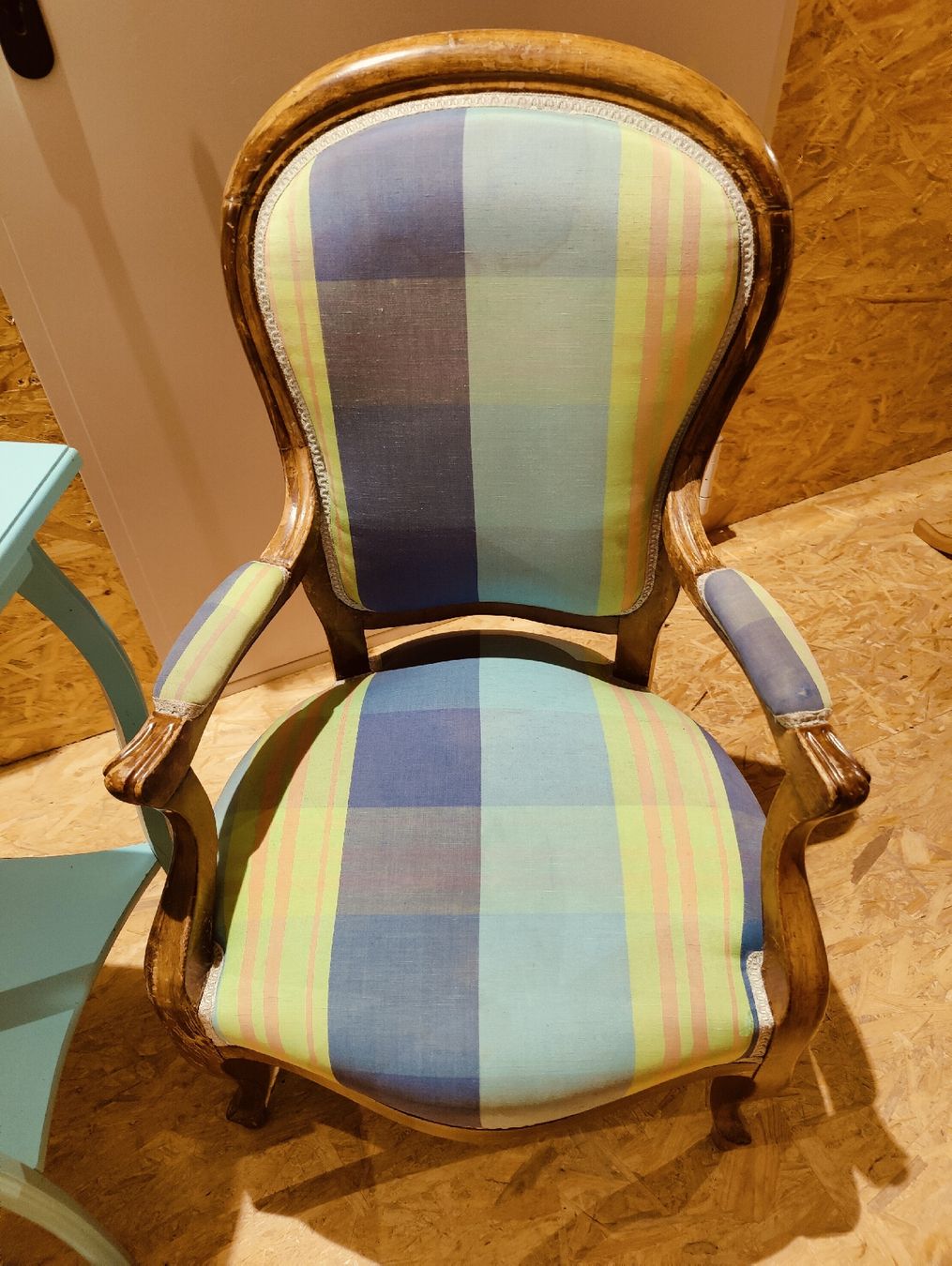Sessel: Vintage Sitzgruppe: 3 Sessel & Tisch – Neu (gemäss Beschreibung) aus Menznau von jul_l5bd 5