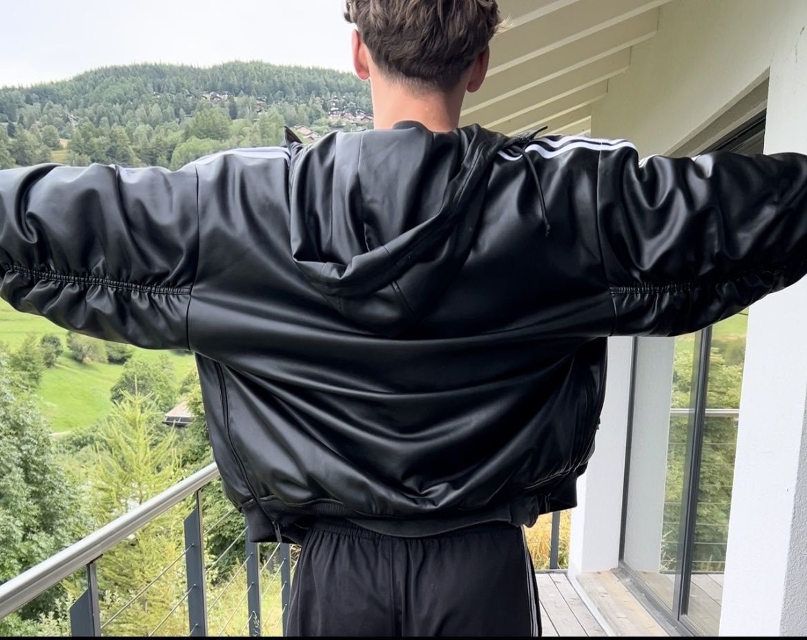 Adidas Jacken: Adidas Boxy Faux Leather Jacket – Neu (gemäss Beschreibung) aus Bürchen von leo_66dc 4