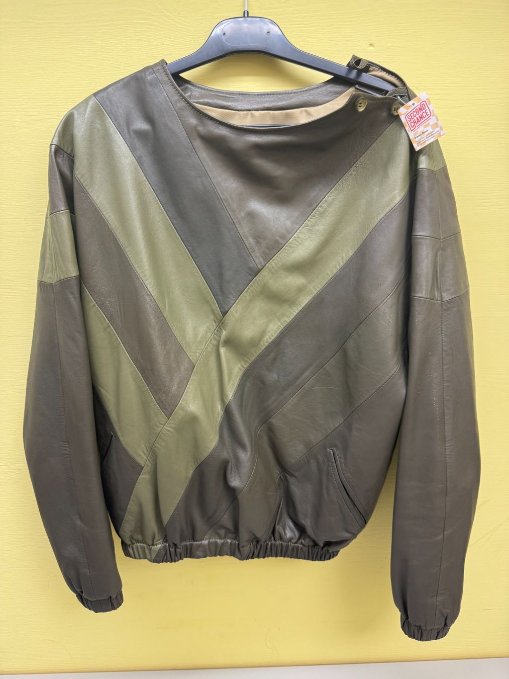 Giacche: Vintage Patchwork-Jacke Lederoptik–Grau/Olive-Retro – Usato da Sursee venduto da CAZS_Sursee 1
