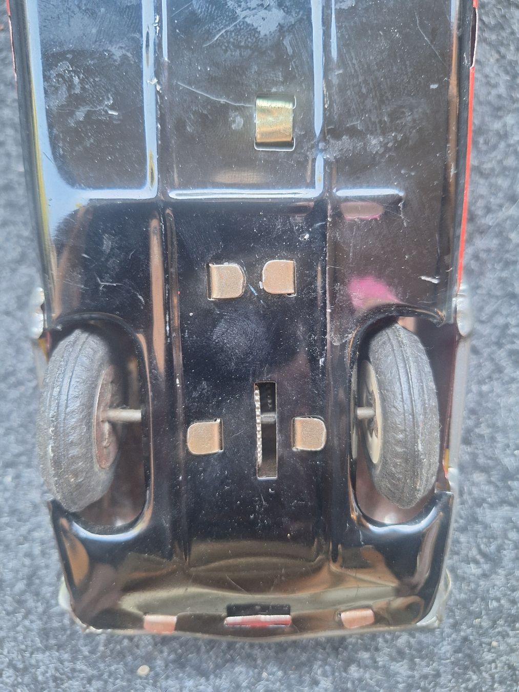 Modellini d'auto: ANTIKES BLECHAUTO MODELL 1:18 – Usato da Niederwangen BE venduto da pfiff02 6