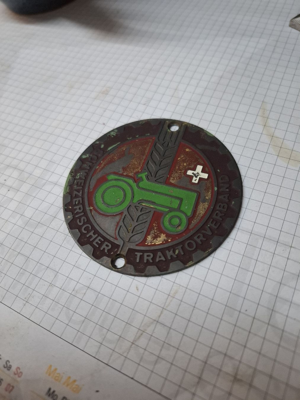 Altro per industria metallurgica: Emblem Bührer Oldtimer Traktorenverband – Usato da Aeschau venduto da Elu2000 3