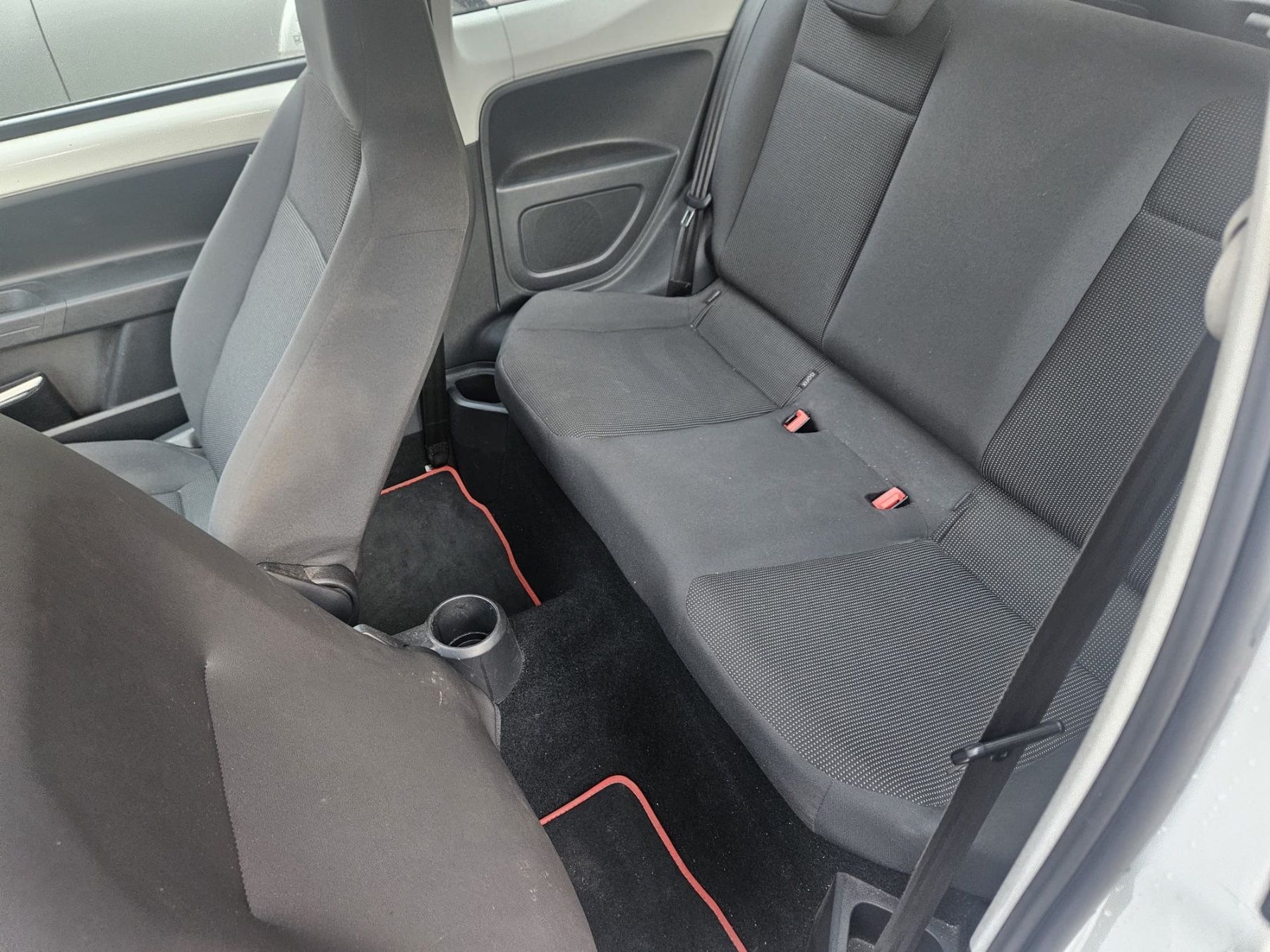 VW Automobili: VW UP 1.0 MPI 44 kw – Usato da Torricella venduto da aut_bxw5 5