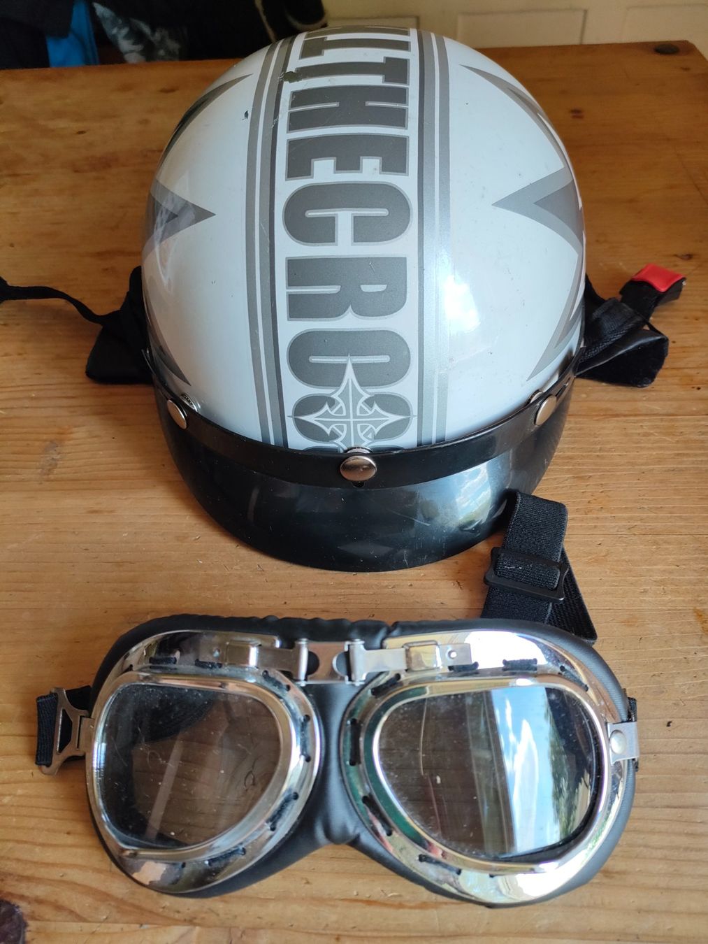 Helme & Visiere: Zu Verkaufen Motorradhelm – Gebraucht aus Romanshorn von Kattamaran 2